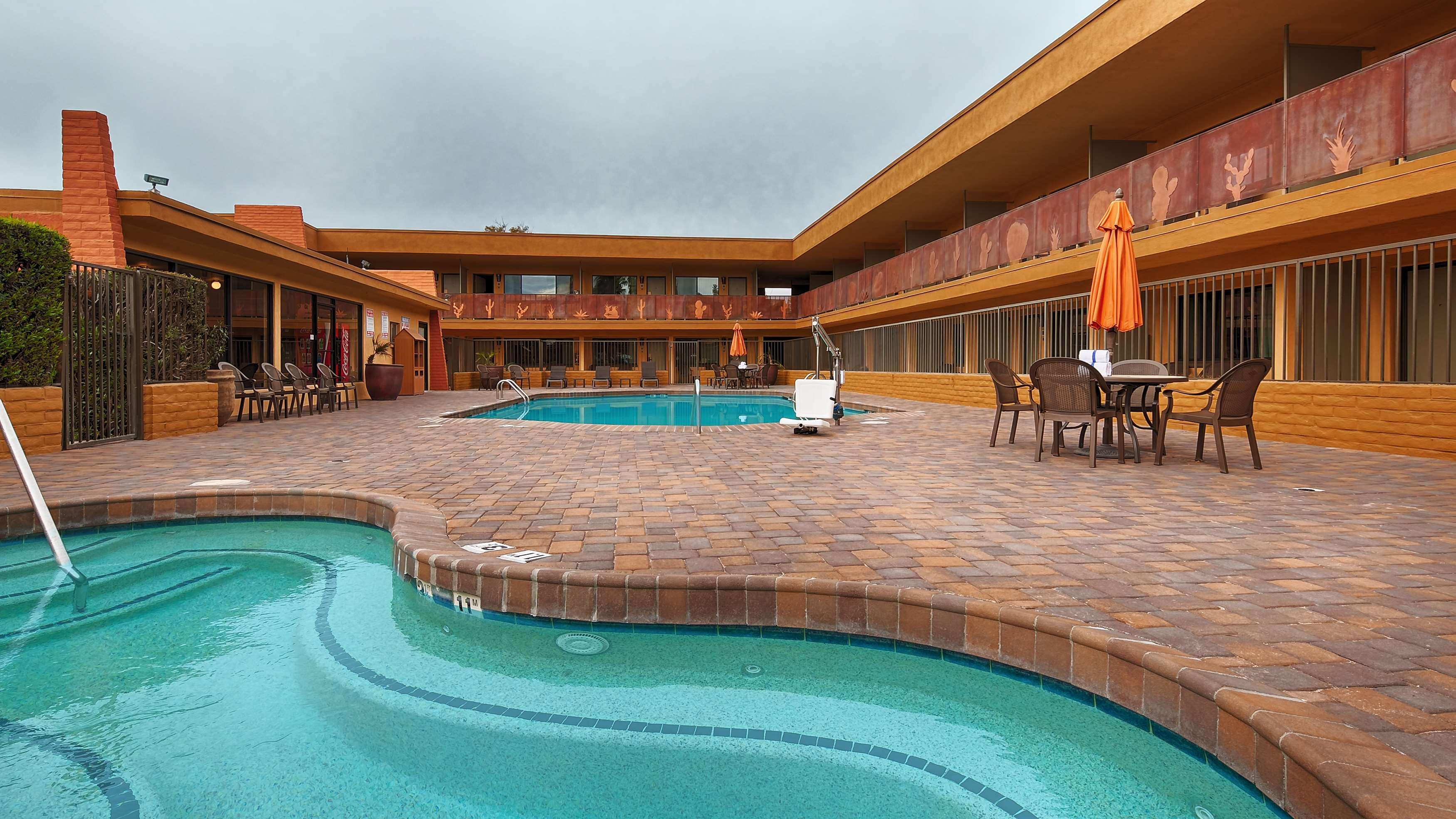 Best Western Royal Sun Inn & Suites Tucson Dış mekan fotoğraf