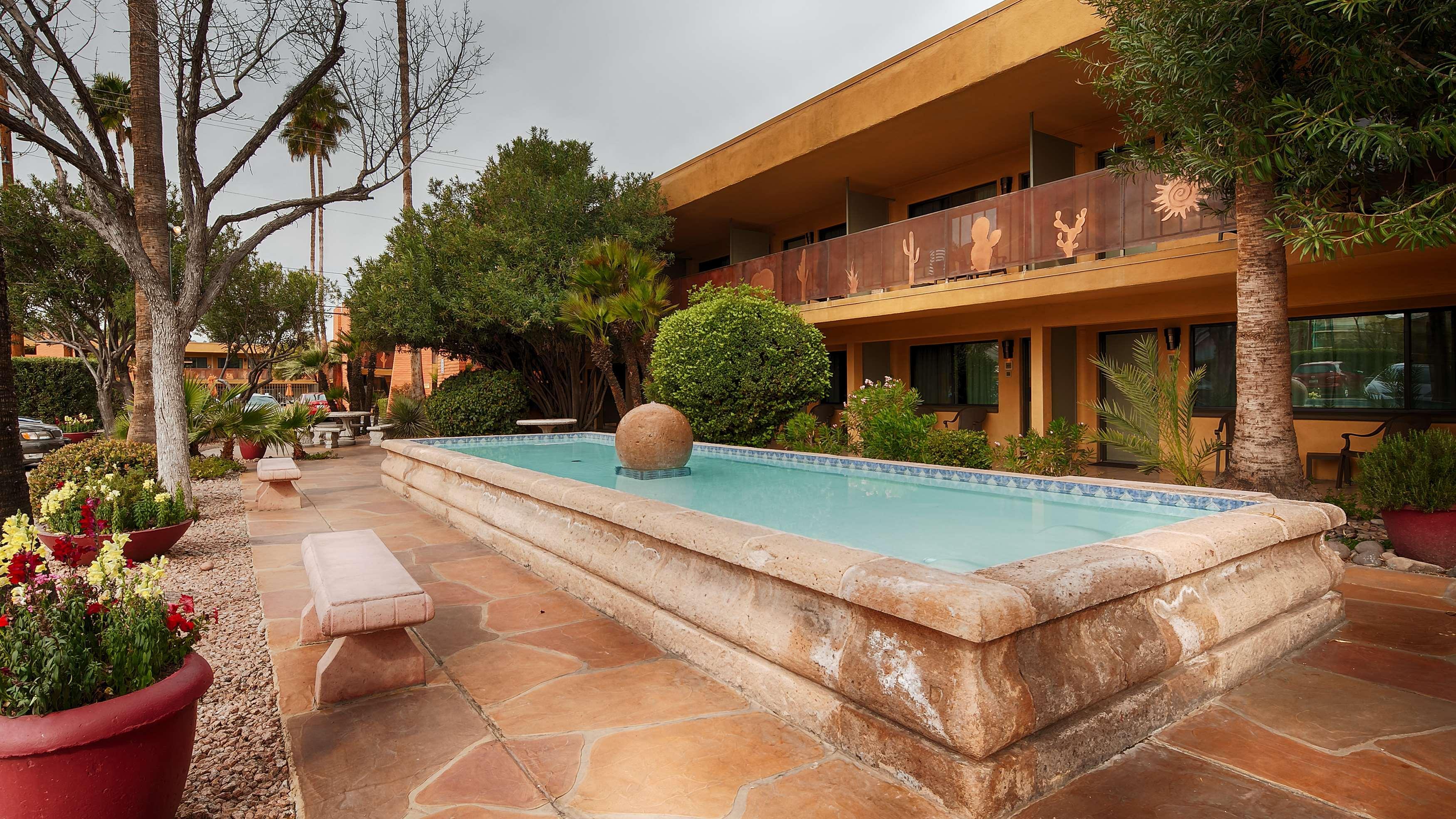 Best Western Royal Sun Inn & Suites Tucson Dış mekan fotoğraf